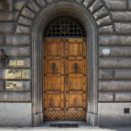 Charming Suite Cavour Heart Of Florens Exteriör bild