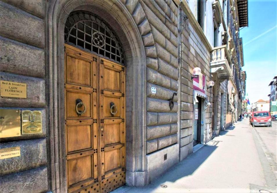 Charming Suite Cavour Heart Of Florens Exteriör bild