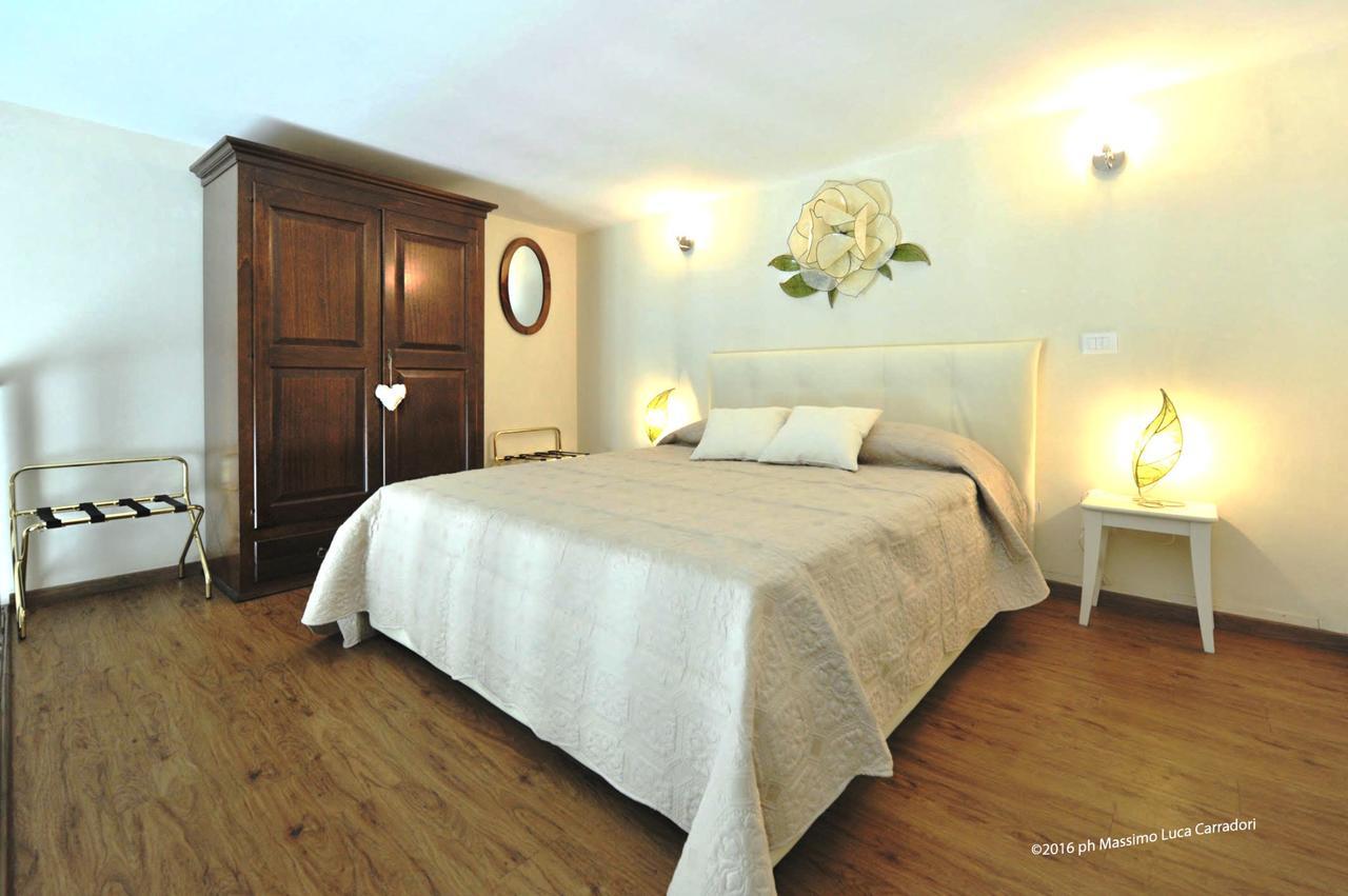 Charming Suite Cavour Heart Of Florens Exteriör bild