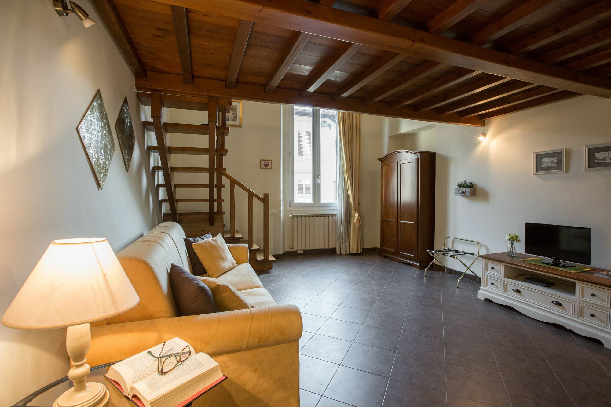 Charming Suite Cavour Heart Of Florens Exteriör bild