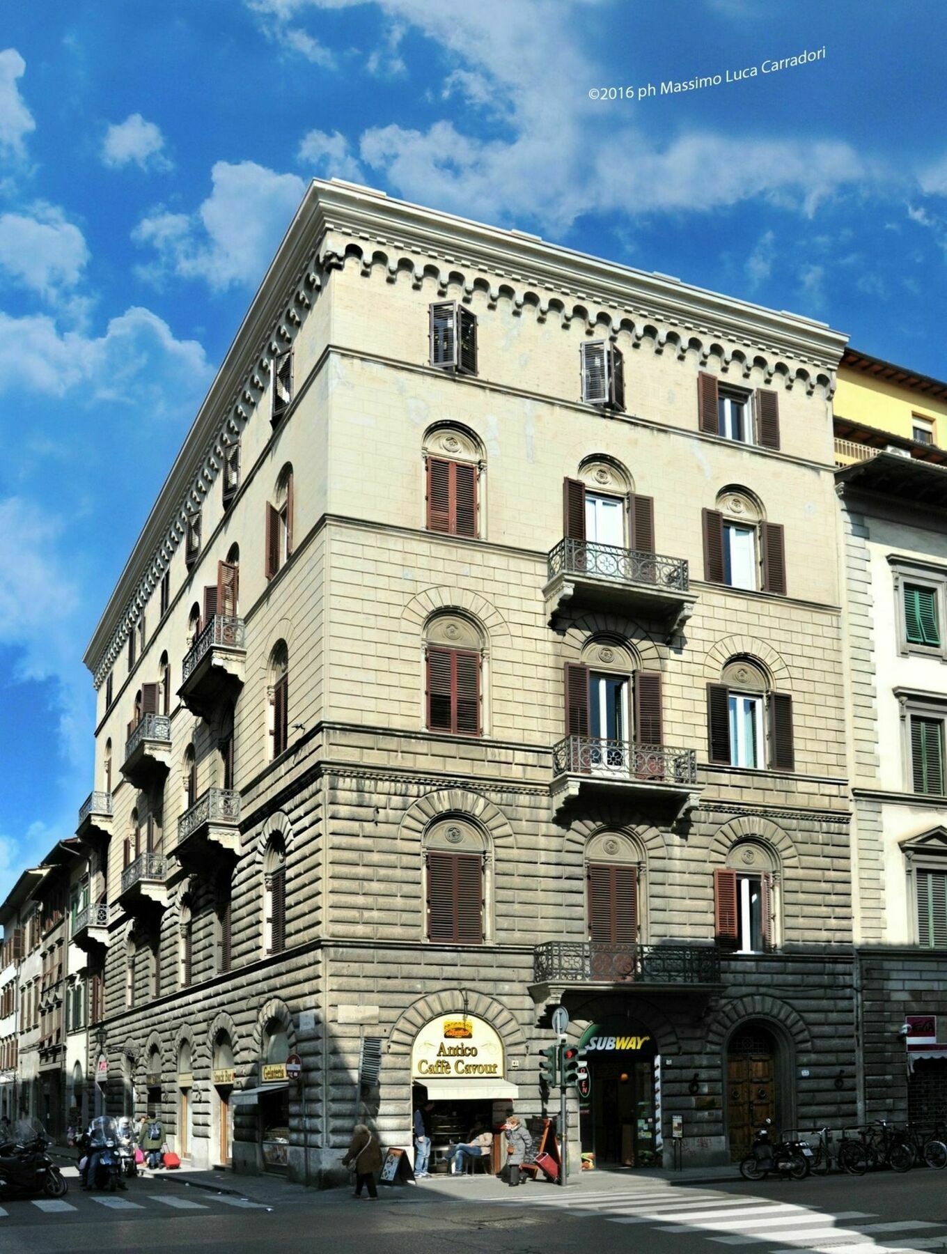 Charming Suite Cavour Heart Of Florens Exteriör bild
