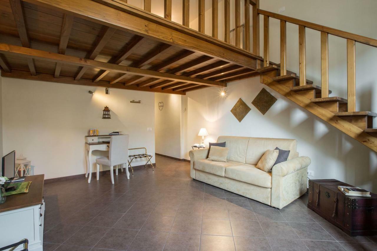 Charming Suite Cavour Heart Of Florens Exteriör bild
