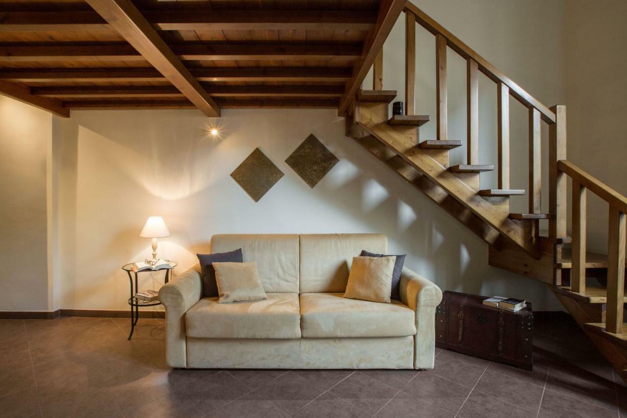 Charming Suite Cavour Heart Of Florens Exteriör bild