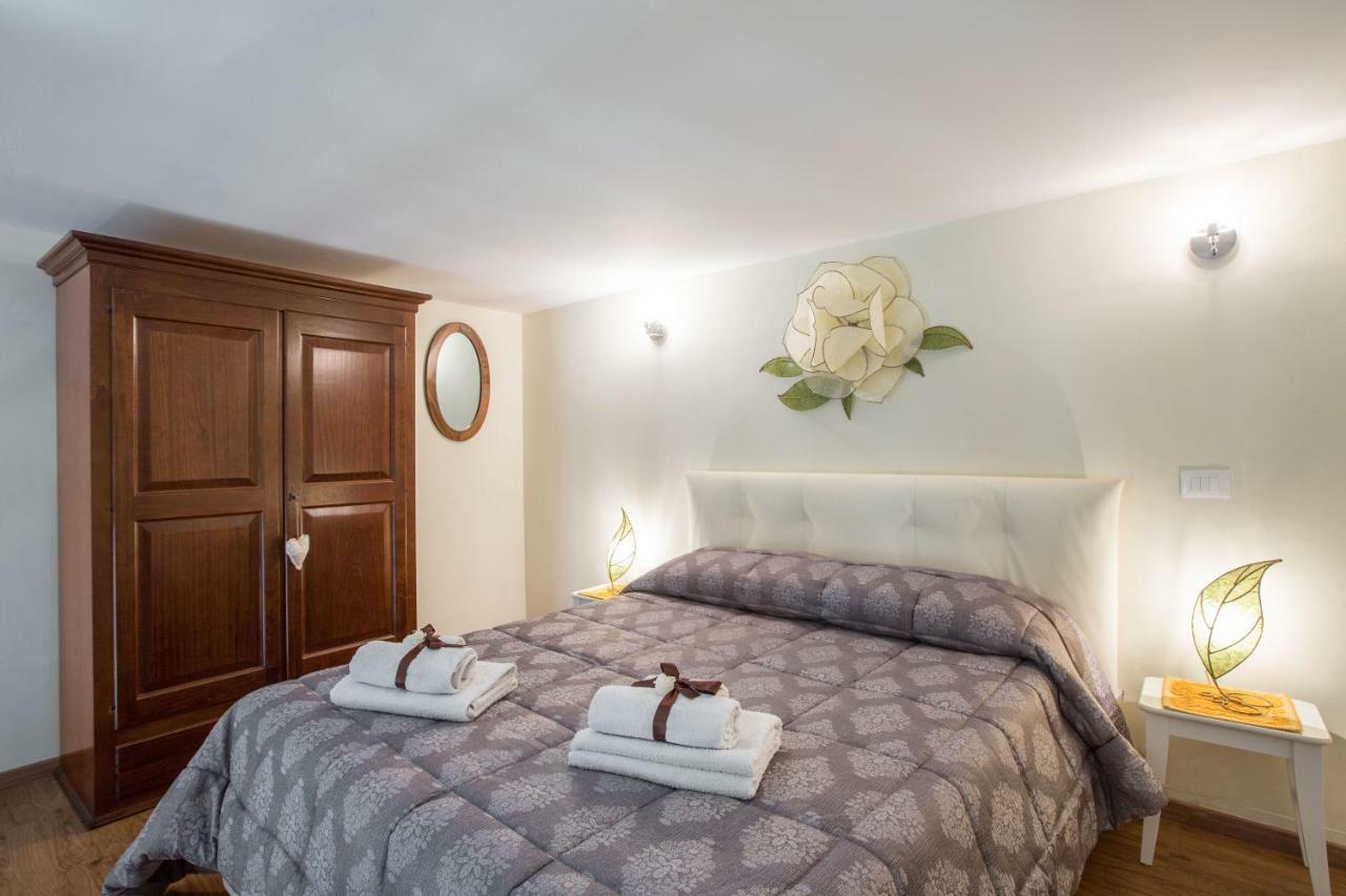 Charming Suite Cavour Heart Of Florens Exteriör bild